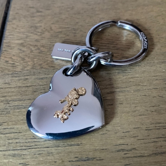 Coach Silver-tone Horse and Carriage Heart Bag Charm/Key Ring-EUC - Picture 1 of 2